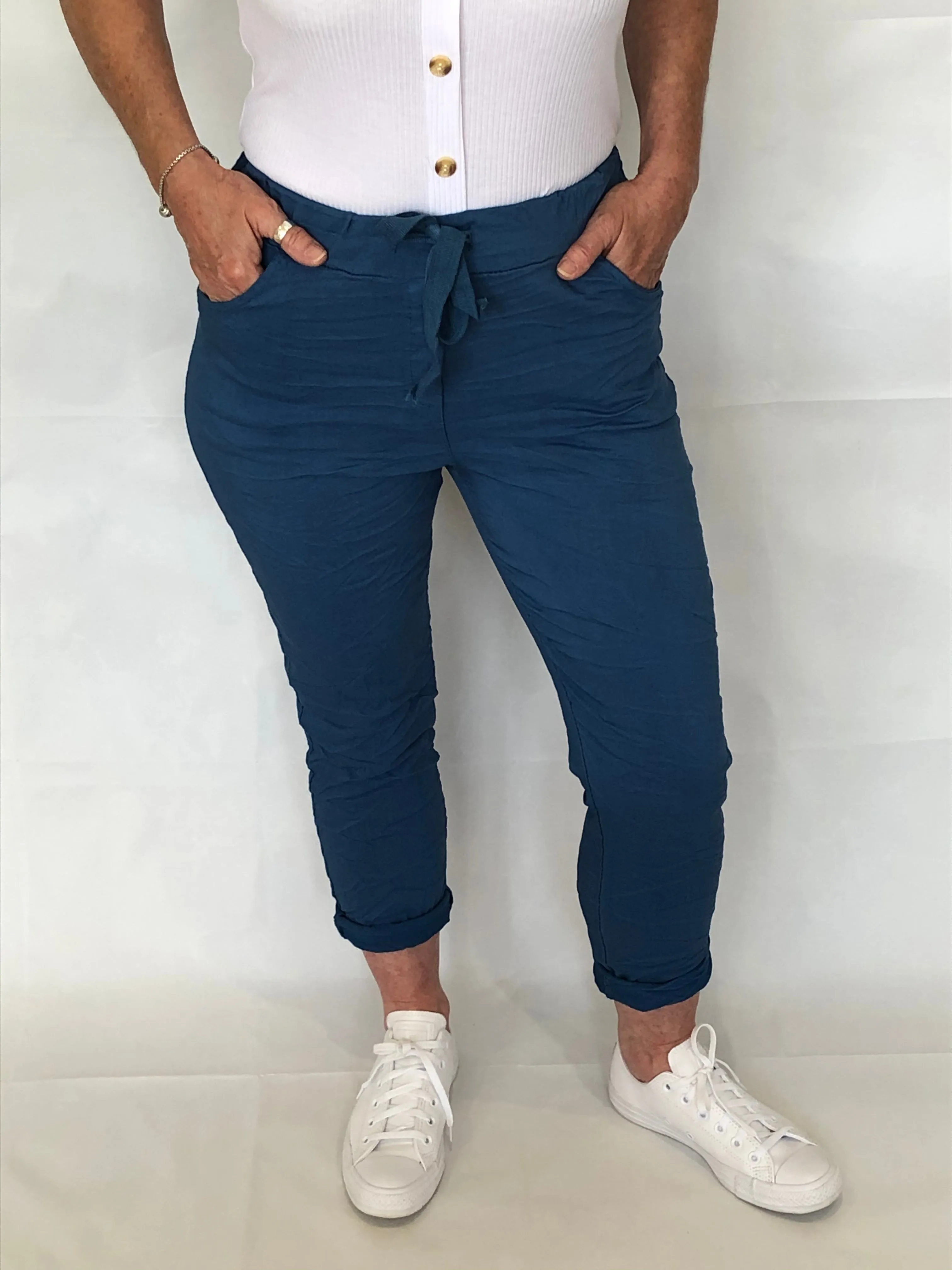 MAGIC PANTS