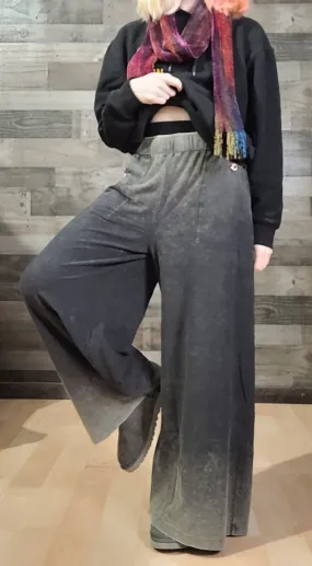 SHE DONT CARE PANTS